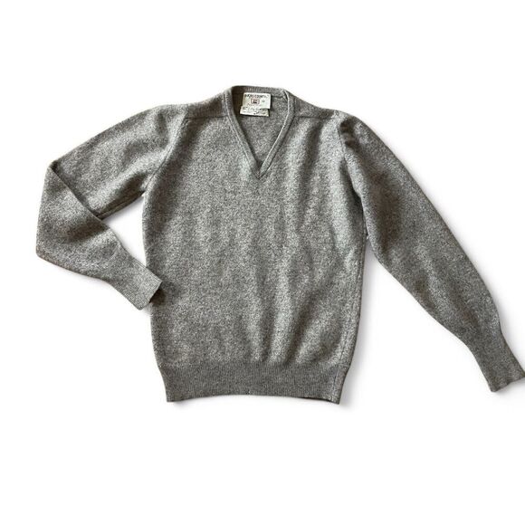 BULKS COUNTY Men's Sz M Thane 100% 2 Ply Cashmere V Neck Grey Sweater Vintage - Picture 1 of 5
